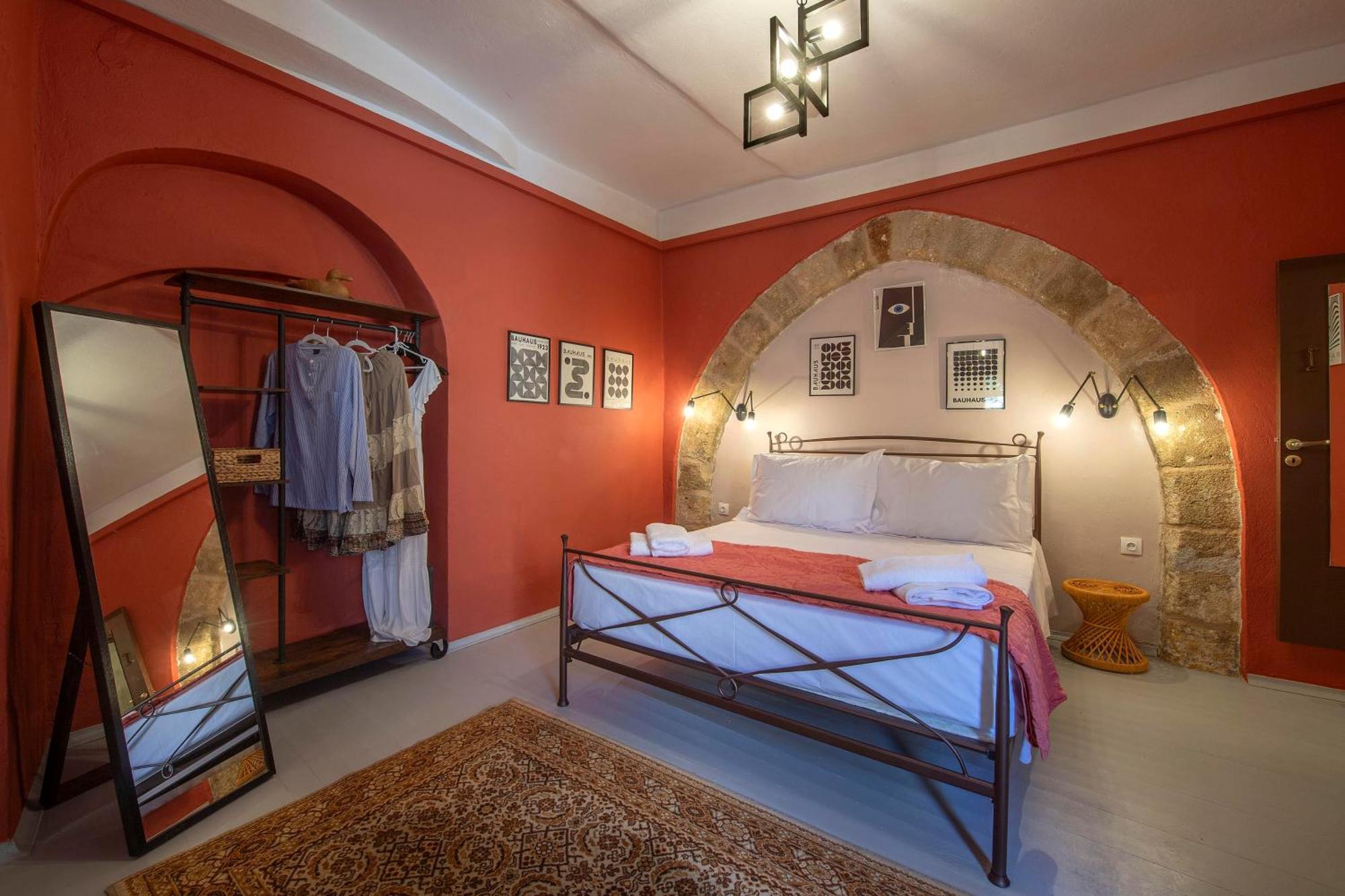 Old Town Corner Luxury Studios Rhodes City ภายนอก รูปภาพ