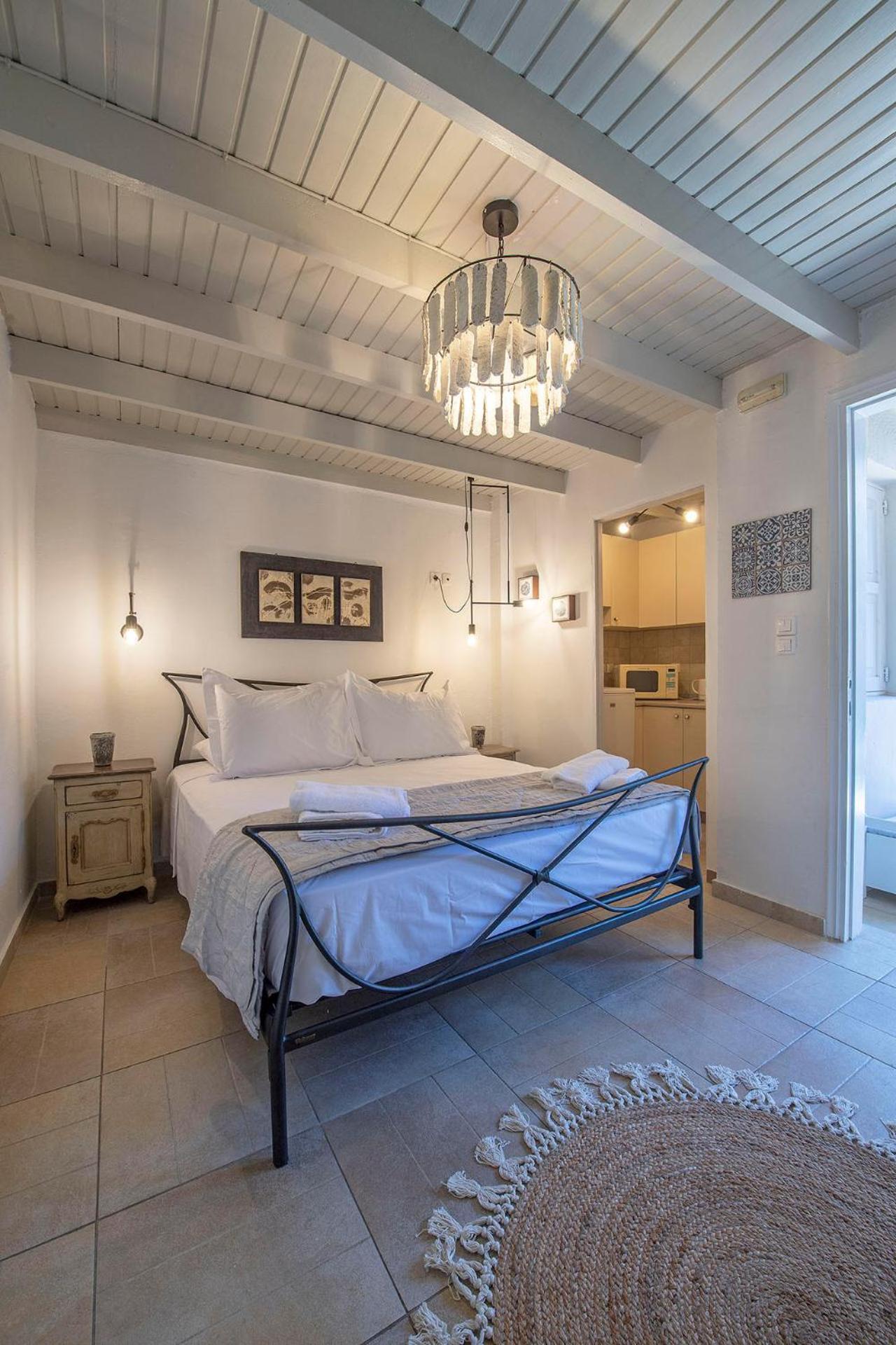 Old Town Corner Luxury Studios Rhodes City ภายนอก รูปภาพ