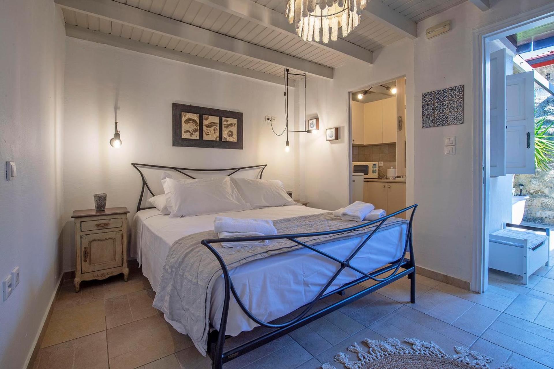 Old Town Corner Luxury Studios Rhodes City ภายนอก รูปภาพ