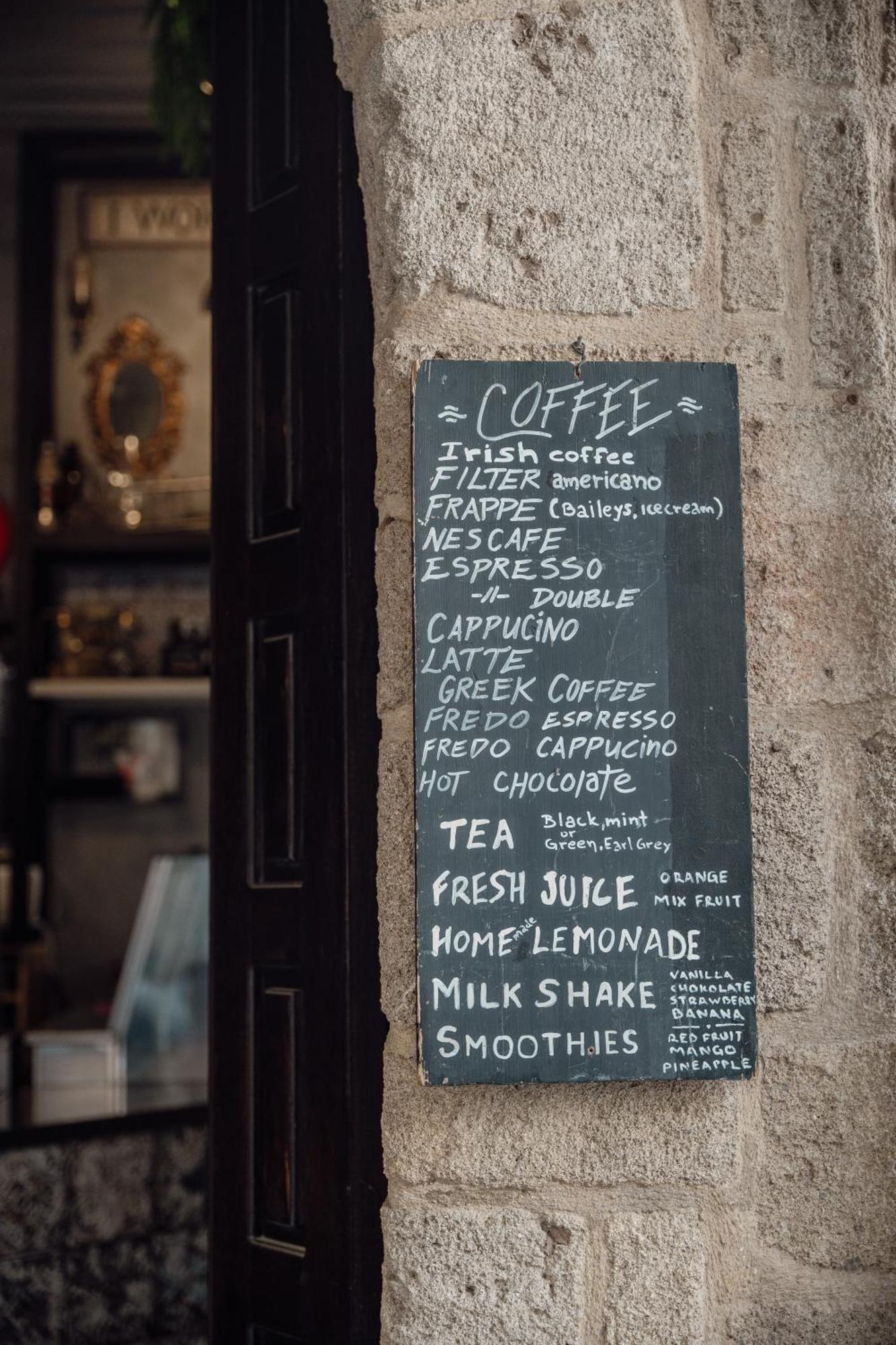 Old Town Corner Luxury Studios Rhodes City ภายนอก รูปภาพ