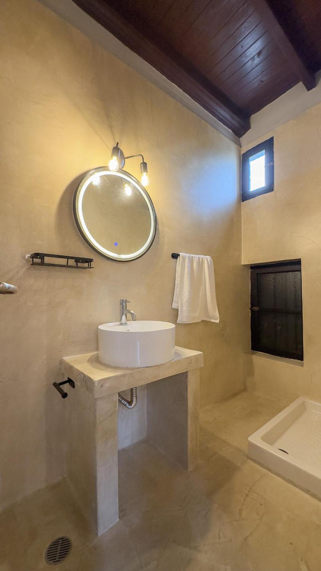 Old Town Corner Luxury Studios Rhodes City ภายนอก รูปภาพ