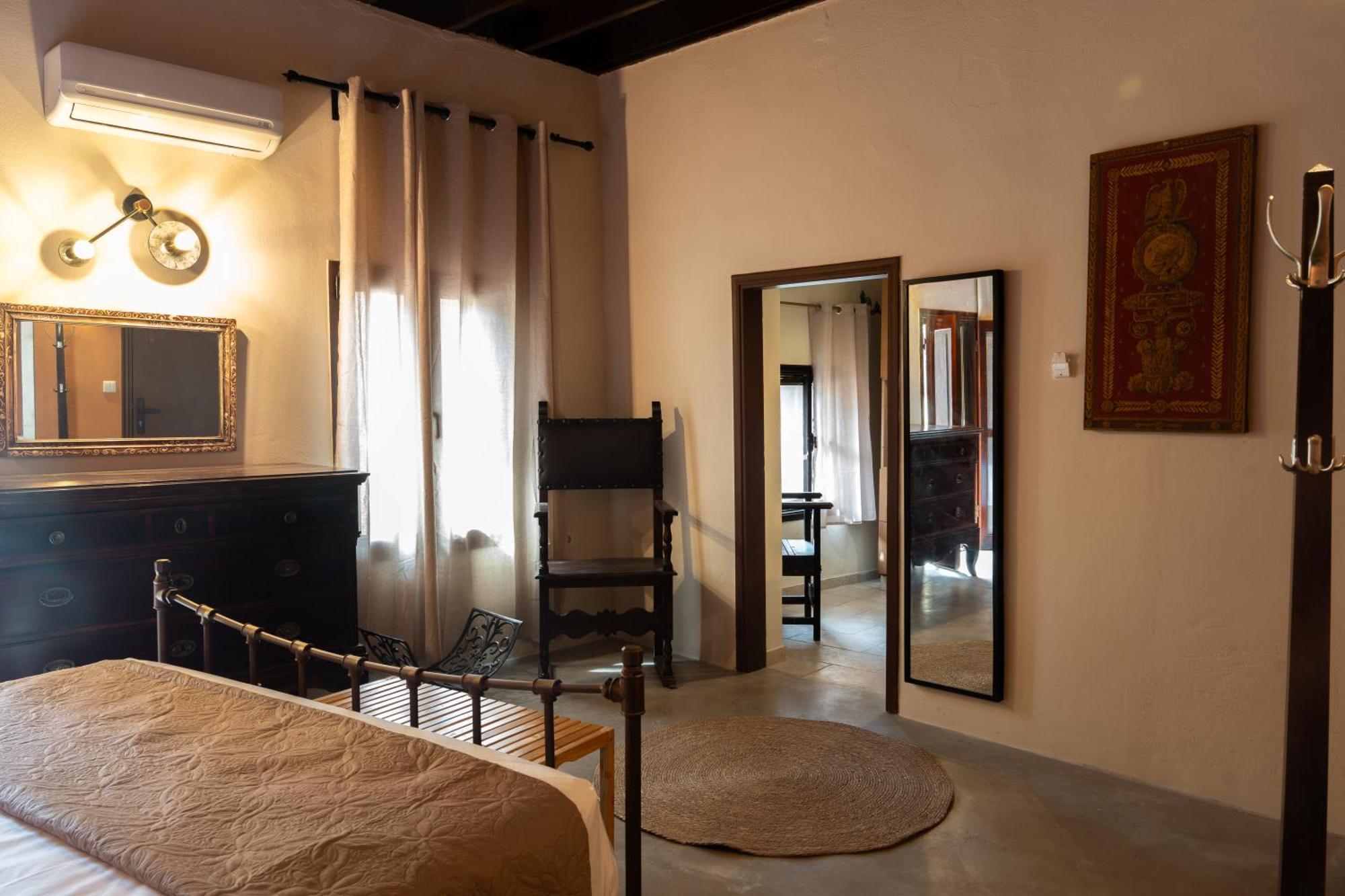 Old Town Corner Luxury Studios Rhodes City ภายนอก รูปภาพ